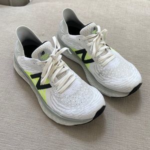 New Balance Women's Fresh Foam 1080 V10 Running Shoe size 7.5 wide D